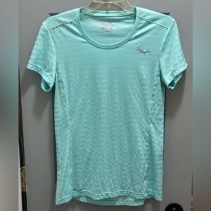 Saucony Women’s Run Dry PE Short Sleeve Oxygen Shirt Size Medium Aqua Blue